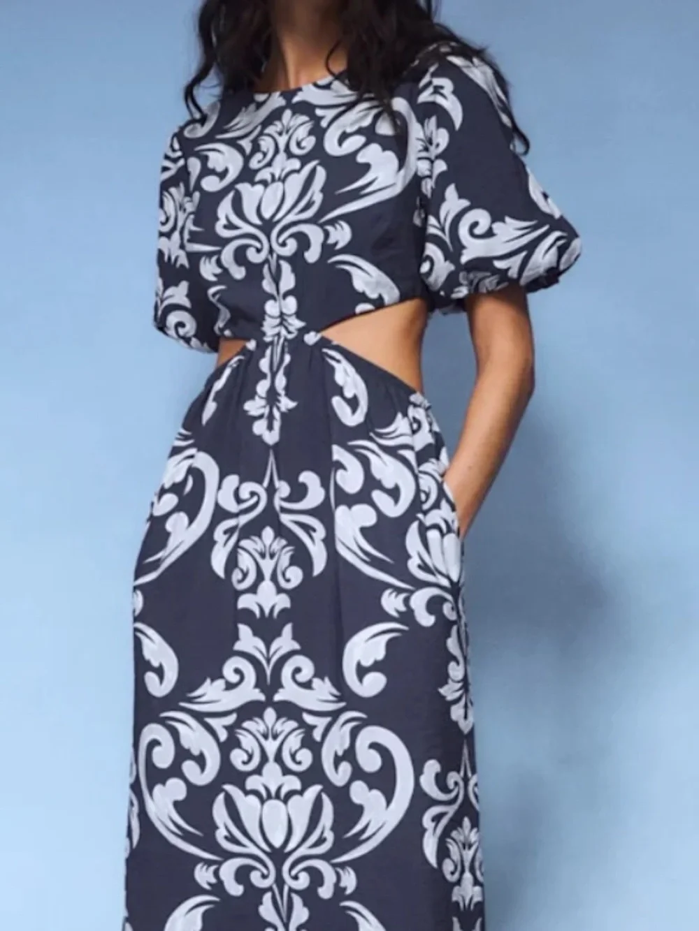 Abercrombie & Fitch Cutout Maxi Dress